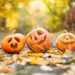 Sådan laver du uhyggelig halloween-pynt med ting fra genbrugen